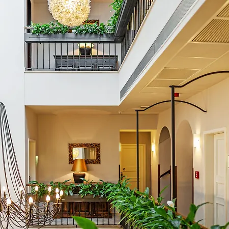 Hotel Agnes 4*