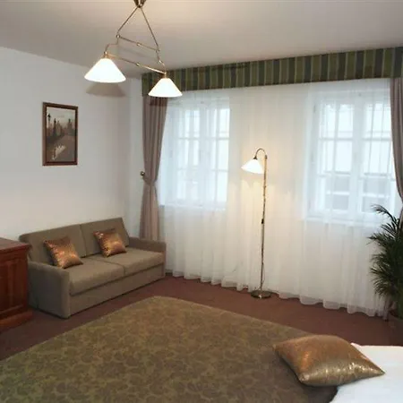 Hotel Agnes 4*
