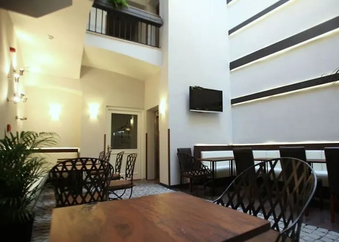 Ξενοδοχείο Agnes 4*