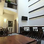 Agnes Hotel